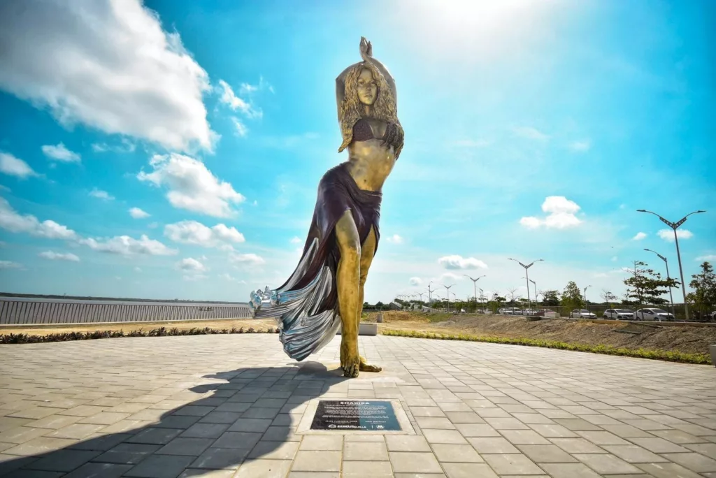 Estatua de Shakira en Barranquilla